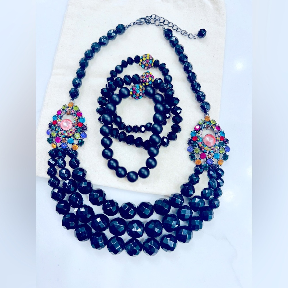 NORDSTROM WOMENS STATEMENT FASHION NECKLACE BRACELET SET BLACK COLORED STONES